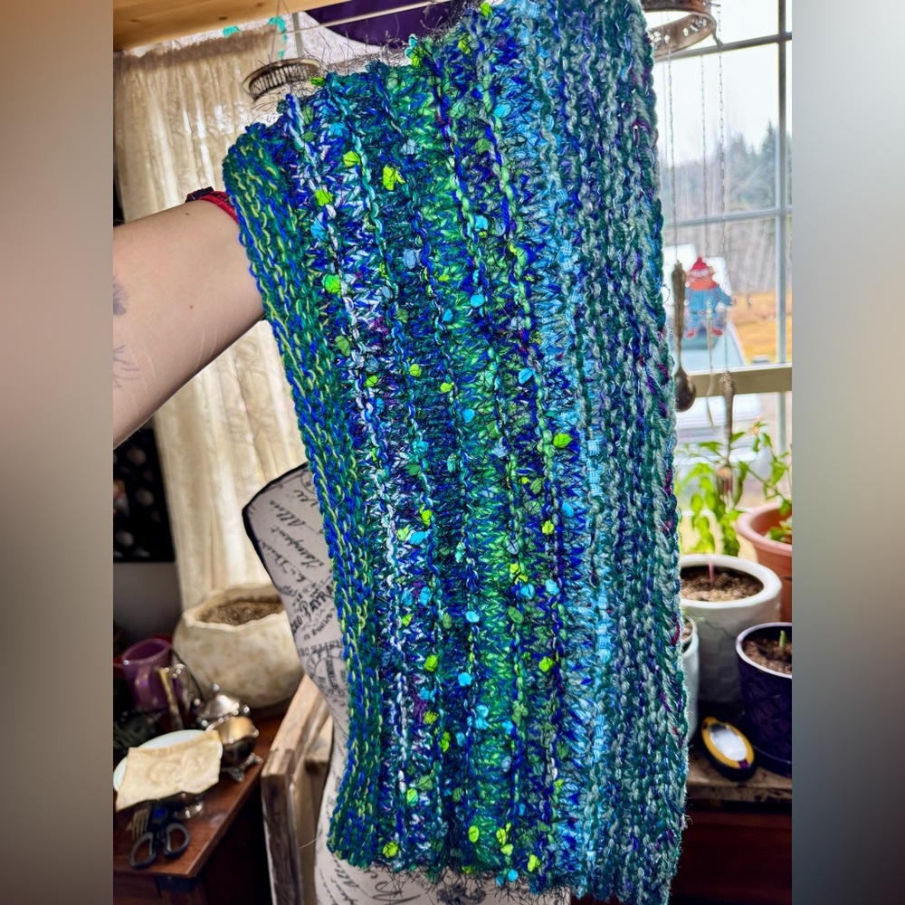 Premium Wool Infinity Scarf —Witchy Ocean Blues•4-Strand Hand Knit•One-of-a-Kind - Picture 16 of 17